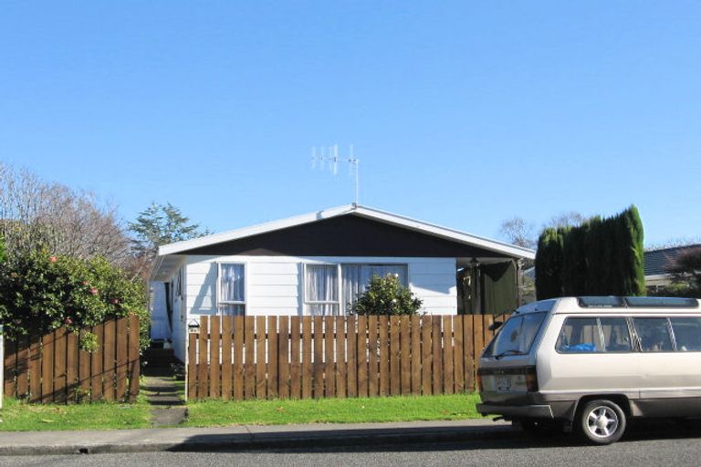 Photo of property in 85 Matai Road, Raumati South, Paraparaumu, 5032