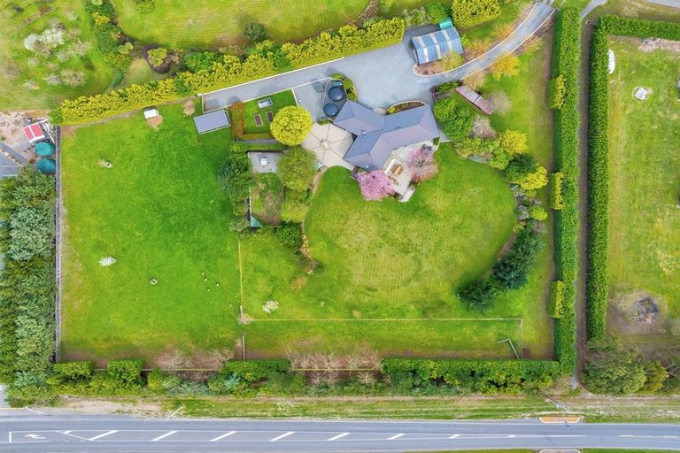 Photo of property in 32 Peacock Place, Swannanoa, Rangiora, 7475