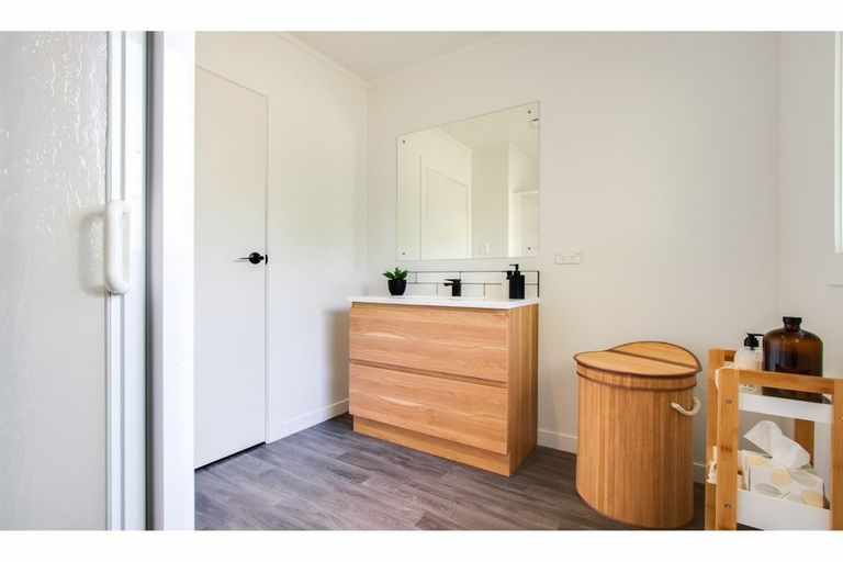 Photo of property in 404a Burnett Street, Mahora, Hastings, 4120