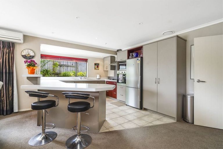 Photo of property in 11 Wiltshire Drive, Huntington, Hamilton, 3210