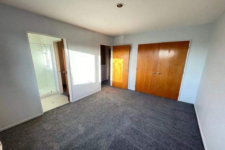 Photo of property in 12/1 Briar Way, New Lynn, Auckland, 0600