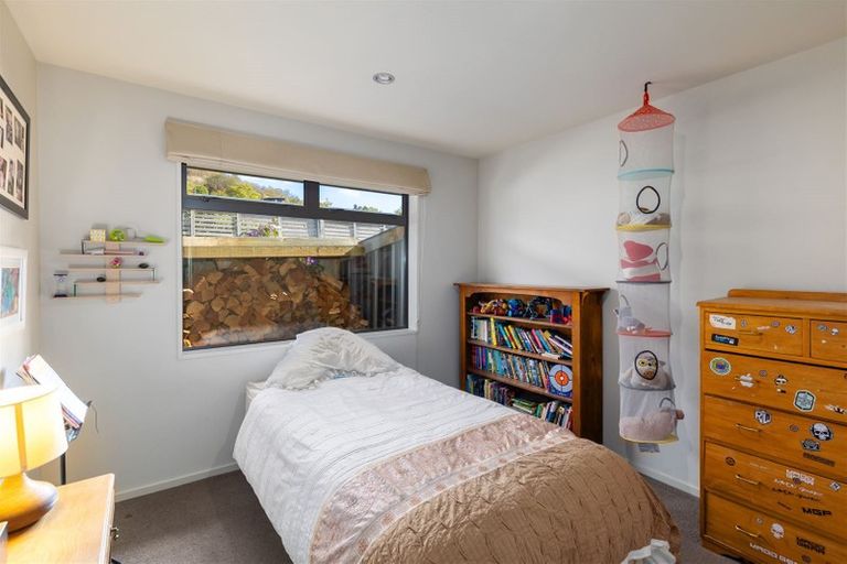 Photo of property in 4 Cordelia Lane, Heathcote Valley, Christchurch, 8022