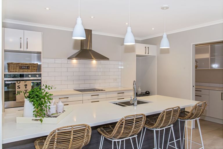 Photo of property in 73 Madison Terrace, Silverdale, 0932