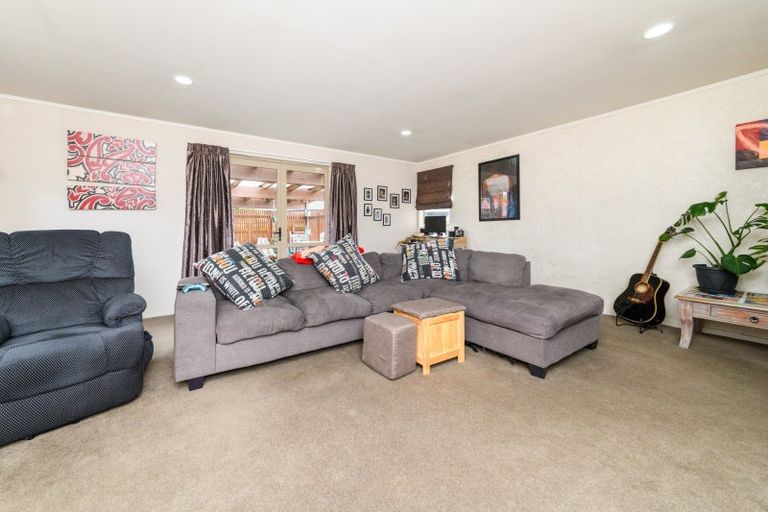 Photo of property in 21 Cleveland Heights, Kelvin Grove, Palmerston North, 4414