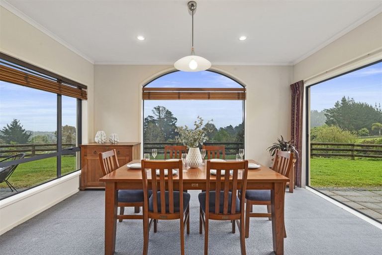 Photo of property in 34 Terry Smyth Drive, Kumeu, 0892