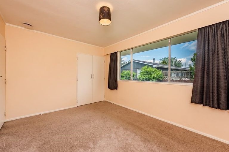 Photo of property in 44 California Drive, Totara Park, Upper Hutt, 5018