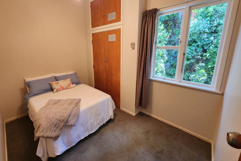 Photo of property in 48 Aurora Terrace, Kelburn, Wellington, 6012