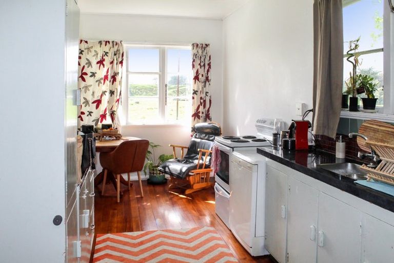 Photo of property in 559 Napier Road, Whakarongo, Palmerston North, 4470
