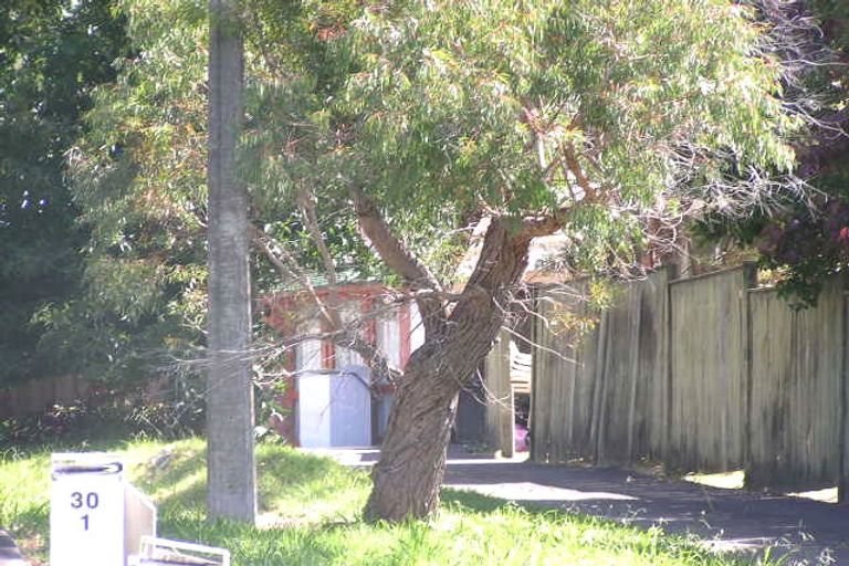 Photo of property in 2/32 Woodside Avenue, Northcote, Auckland, 0627