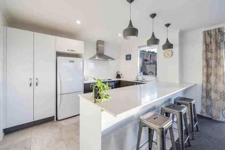 Photo of property in 63b Westgate Drive, Massey, Auckland, 0614