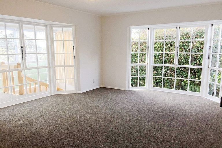 Photo of property in 1/4 Argyle Road, Browns Bay, Auckland, 0630