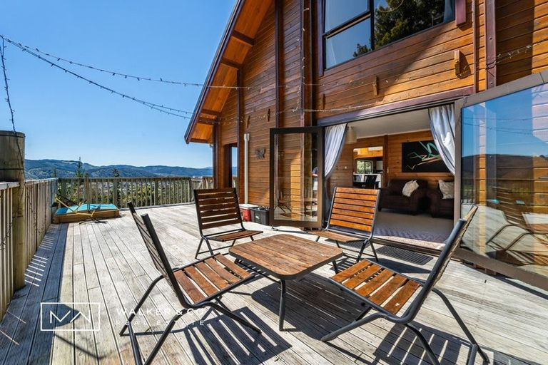 Photo of property in 30 Duncraig Street, Silverstream, Upper Hutt, 5019