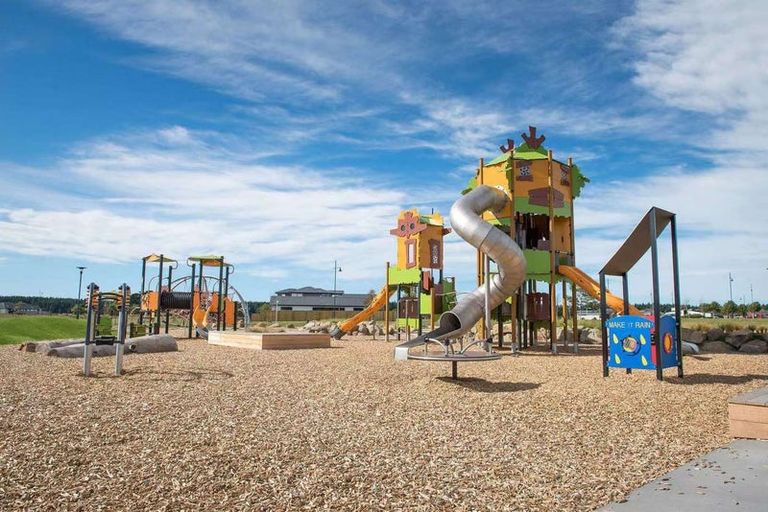 Photo of property in 56 Pegasus Main Street, Pegasus, 7612