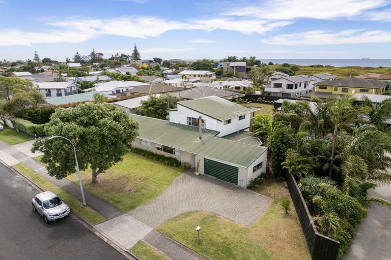 Photo of property in 239 Range Road, Papamoa Beach, Papamoa, 3118