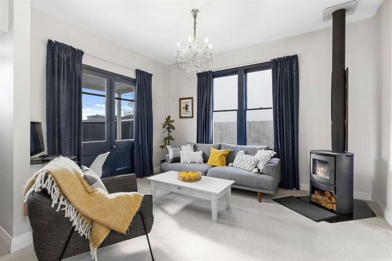 Photo of property in 172 Olliviers Road, Phillipstown, Christchurch, 8011