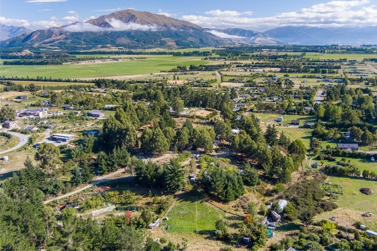 Photo of property in 120 Mclennan Road, Hawea Flat, Wanaka, 9382
