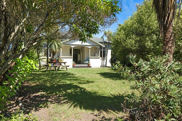 Photo of property in 8 Estuary Road, New Brighton, Christchurch, 8061