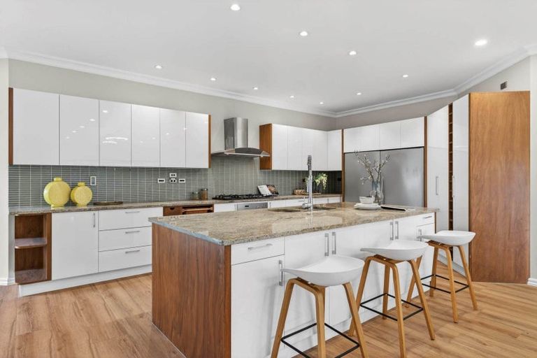 Photo of property in 38c Wicklam Lane, Greenhithe, Auckland, 0632
