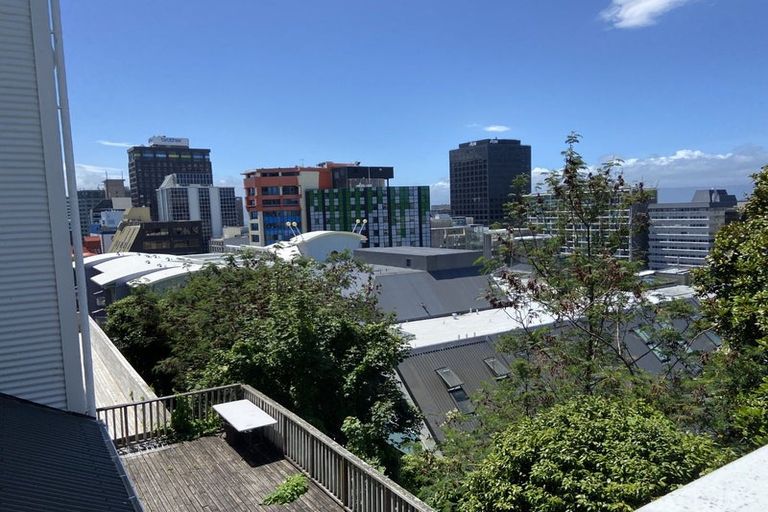 Photo of property in 223c The Terrace, Wellington Central, Wellington, 6011