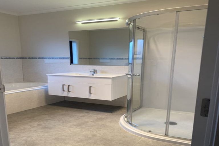 Photo of property in 3 Platina Place, Flagstaff, Hamilton, 3210