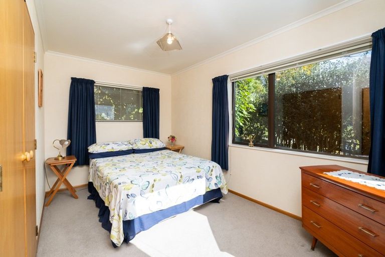 Photo of property in 2 Hunters Hill, Havelock North, 4130