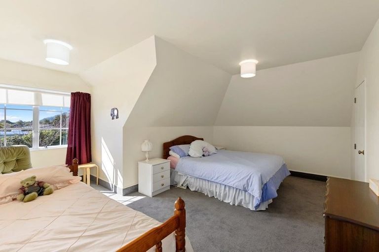 Photo of property in 32 Andrew Street, Waikanae, 5036