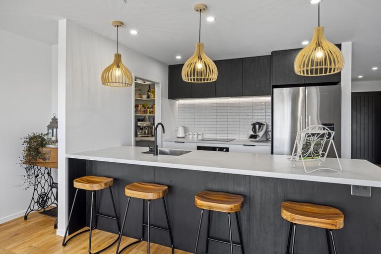 Photo of property in 8 Tikorangi Road East, Tikorangi, 4383