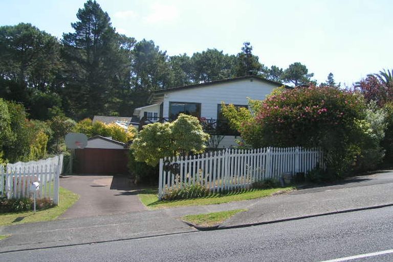 Photo of property in 66 Ravenwood Drive, Forrest Hill, Auckland, 0620
