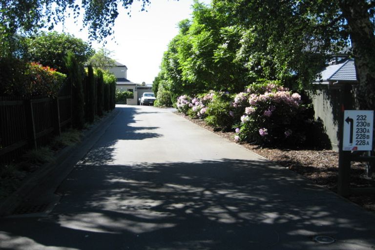 Photo of property in 228a Lake Terrace Road, Shirley, Christchurch, 8061