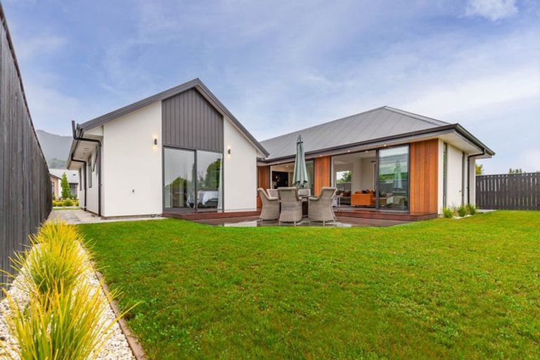 Photo of property in 10 Hallmark Drive, Hope, Richmond, 7020