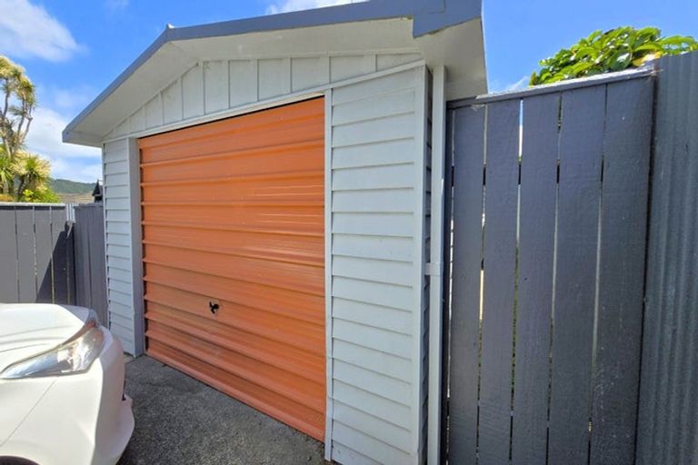 Photo of property in 15 Wright Street, Wainuiomata, Lower Hutt, 5014