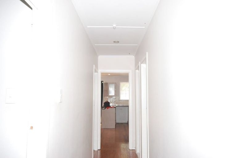 Photo of property in 9 Aronui Terrace, Kelston, Auckland, 0602