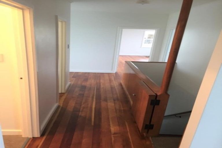 Photo of property in 74 Forest Lake Road, Forest Lake, Hamilton, 3200