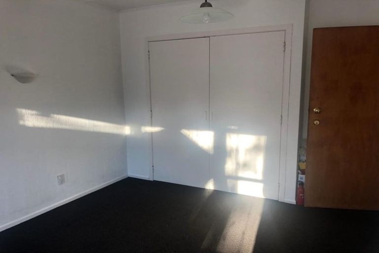 Photo of property in 21 Panair Crescent, Hillcrest, Hamilton, 3216