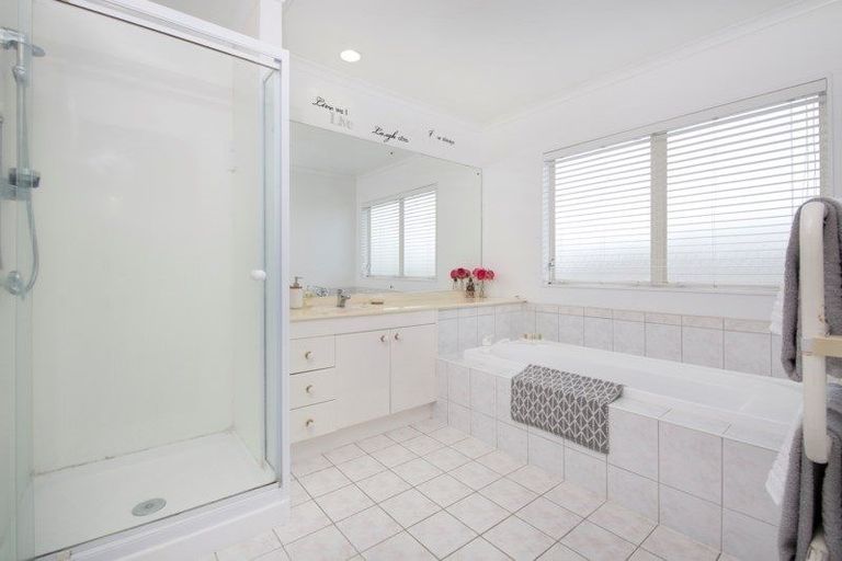 Photo of property in 1 Cantora Avenue, Northpark, Auckland, 2013