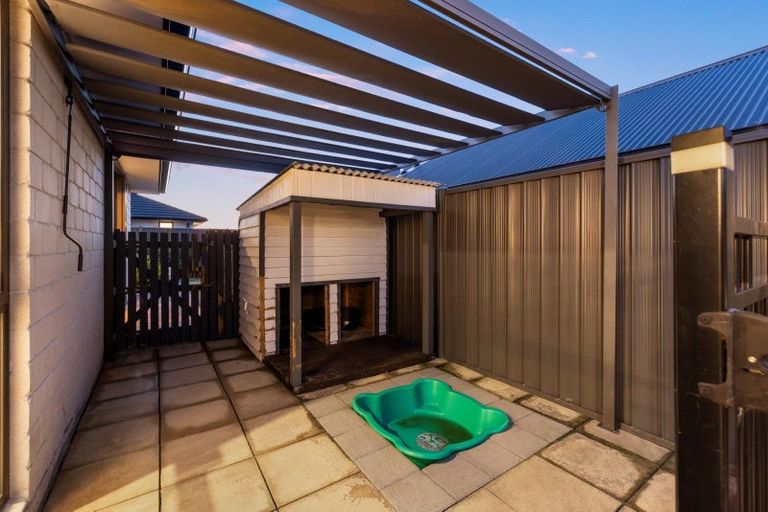 Photo of property in 6 Blacklock Road, Pyes Pa, Tauranga, 3112