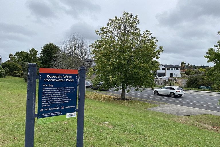 Photo of property in 389 Rosedale Road, Albany, Auckland, 0632