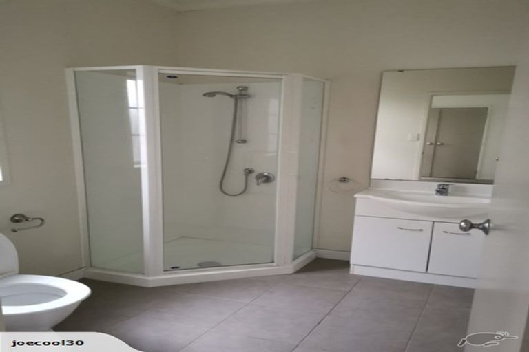 Photo of property in 30 Mulvaney Crescent, Henderson, Auckland, 0612