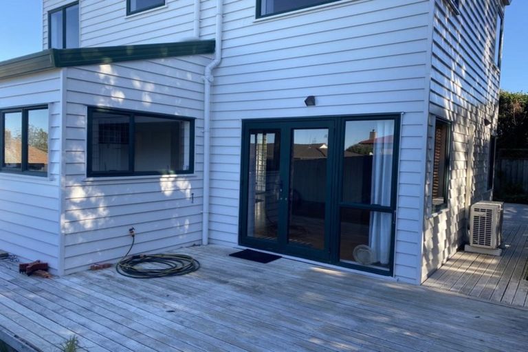 Photo of property in 12b Ngataringa Road, Devonport, Auckland, 0624