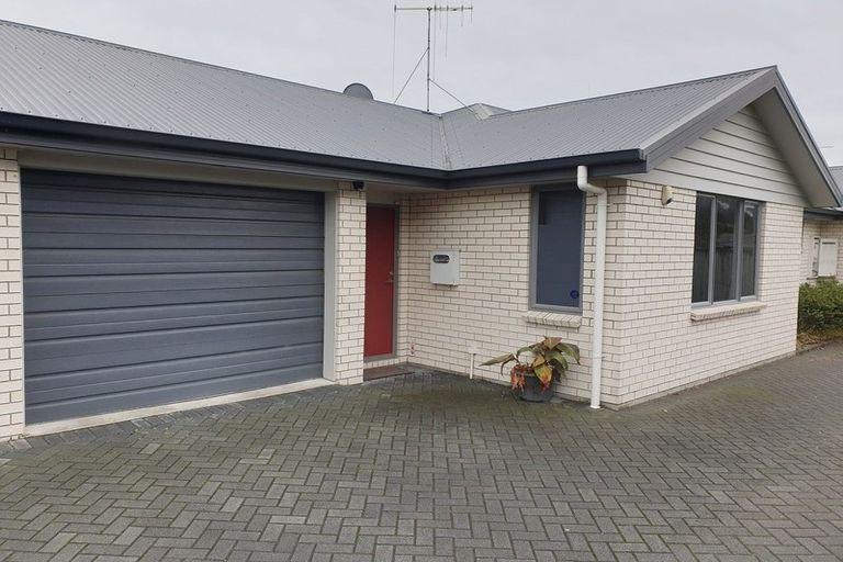 Photo of property in 54c Lorne Street, Melville, Hamilton, 3206