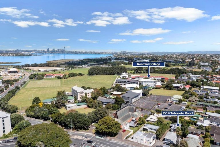 Photo of property in 2/14 Taharoto Road, Takapuna, Auckland, 0622