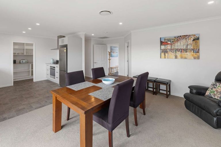 Photo of property in 28 Magnolia Crescent, Tawhero, Whanganui, 4501