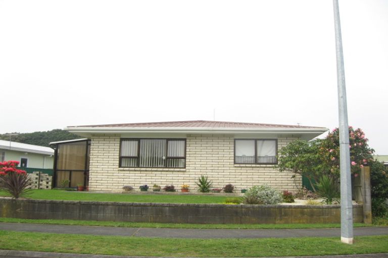 Photo of property in 10a Te Whena Place, Waitara, 4320