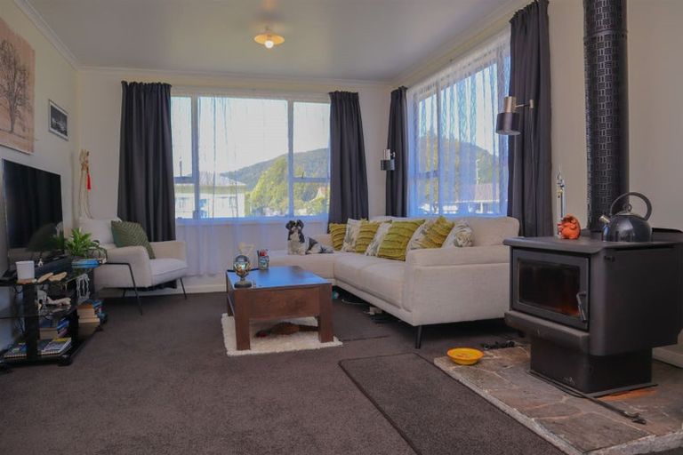 Photo of property in 6 Matai Street, Dobson, Greymouth, 7805