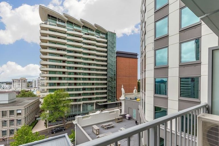 Photo of property in 8 Bankside Road, Silverdale, 0932