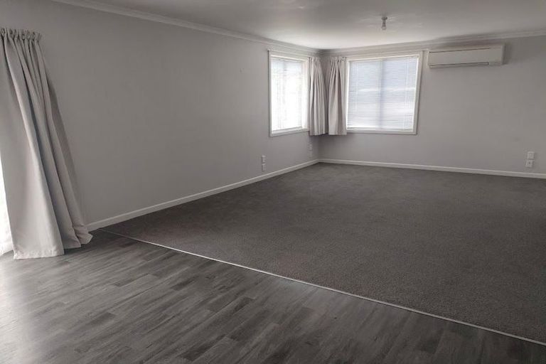 Photo of property in 6-8a Avenue Road, West End, Timaru, 7910
