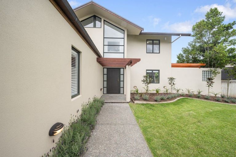 Photo of property in 37 Westerham Drive, Dannemora, Auckland, 2016