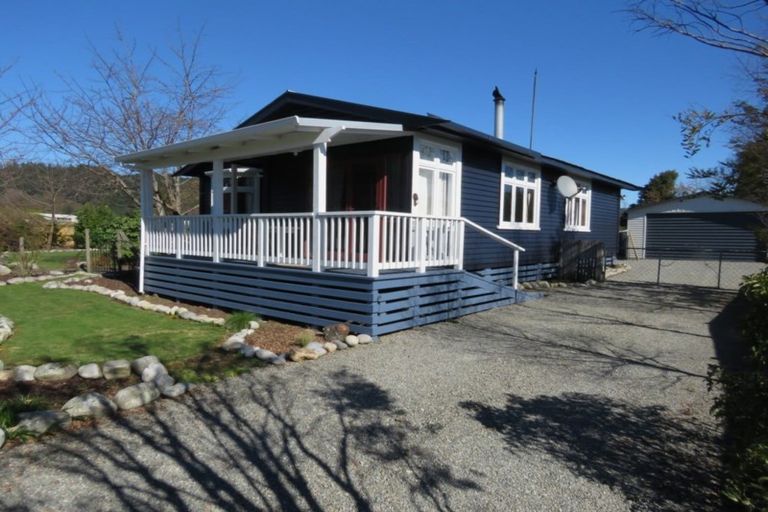 Photo of property in 6 Victory Street, Reefton, 7830