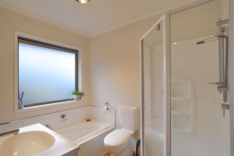 Photo of property in 55 Farnborough Way, Rolleston, 7615