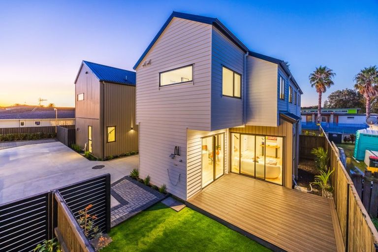 Photo of property in 7/4 Bingara Place, Favona, Auckland, 2024